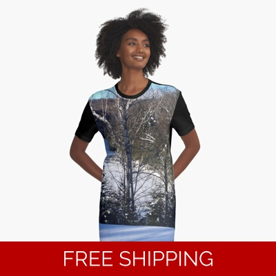 Le Studio Graphic T-Shirt Dress Lake Perry Winter 2019 from Roof Top